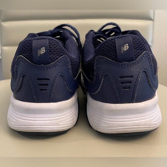 New Balance 460v3 Navy and White Men’s Running Shoes 7.5 - Picture 4 of 8